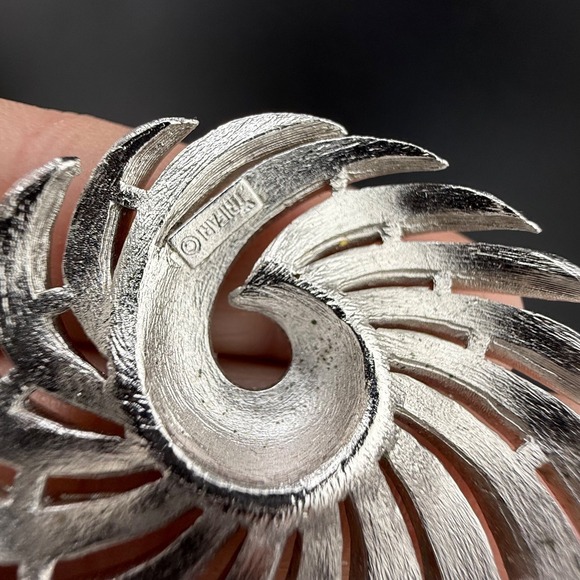 Vintage Brooch Lot Signed Trifari Sarah Coventry Bird‎ Airplane Cat Clown - Picture 12 of 16